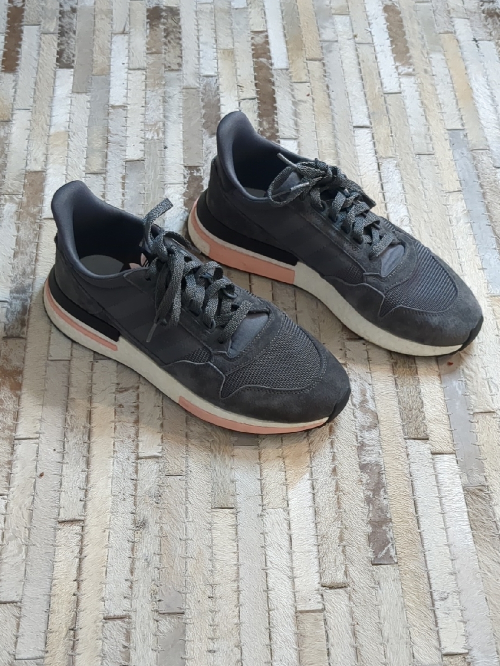 Adidas Orginals Men's 11 ZX 500 RM Gray Suede Sneakers